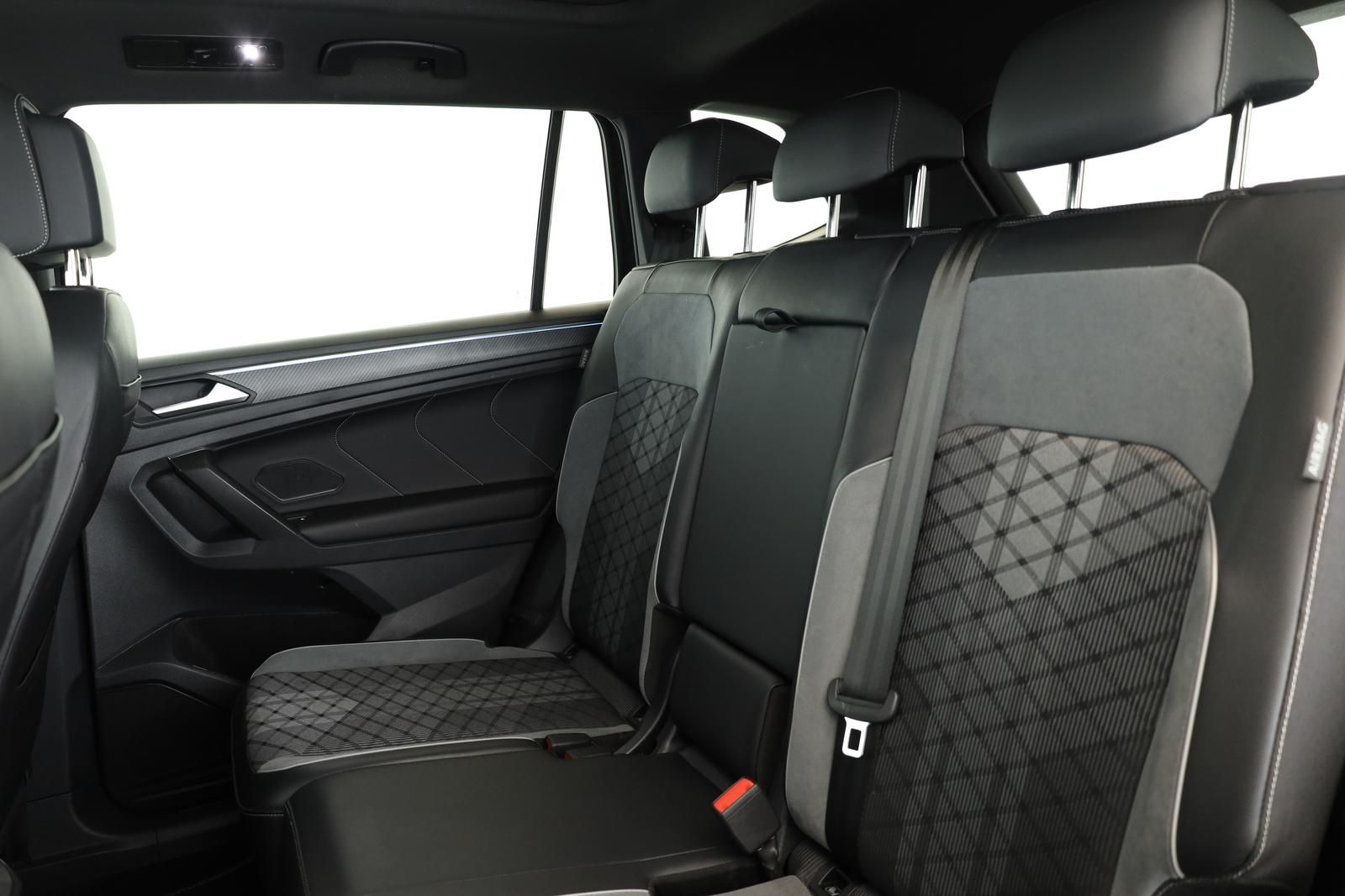 Volkswagen Tiguan Allspace 2.0 TDI 4M DSG R-Line 7 Pano Kam foto 8