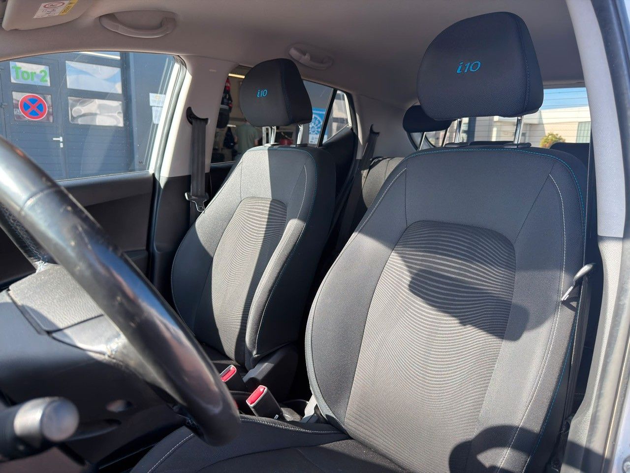 Fahrzeugabbildung Hyundai i10 1.0 Passion *Klima*Allwetter*Isofix*USB*AUX*