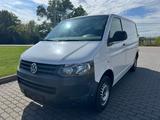 Volkswagen T5 Transporter Kasten-Kombi Kasten - Volkswagen T5 Transporter in Halle