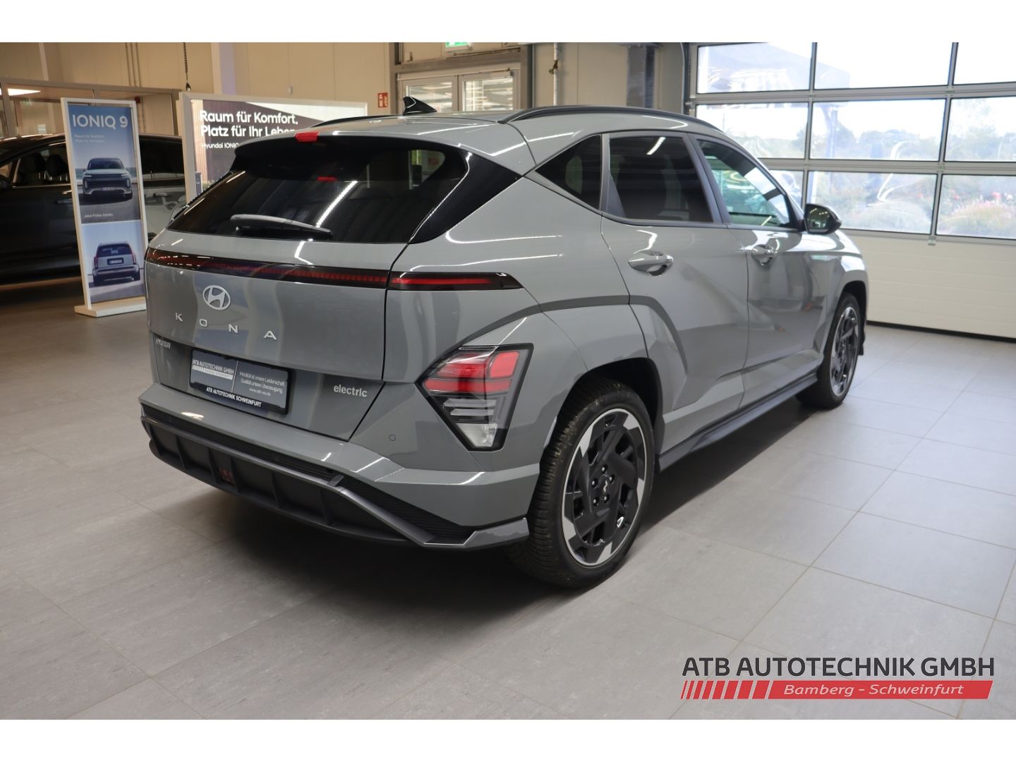 Fahrzeugabbildung Hyundai KONA Elektro N Line 65,4 kWh 2WD 218PS 98,6% SOH