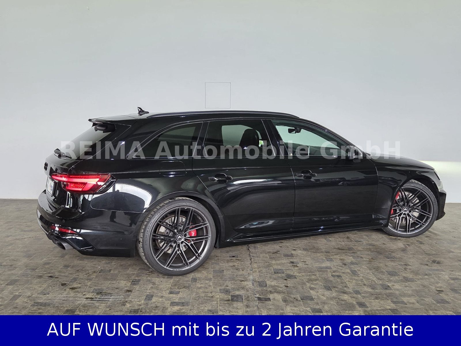 Fahrzeugabbildung Audi RS4 Avant 2.9 TFSI quattro, Matrix, ACC, Massage