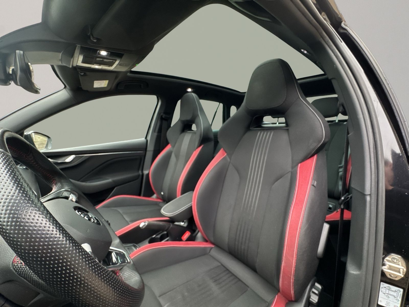 Kamiq 1.0 TSI Monte Carlo, LED, Winterpaket, 18"