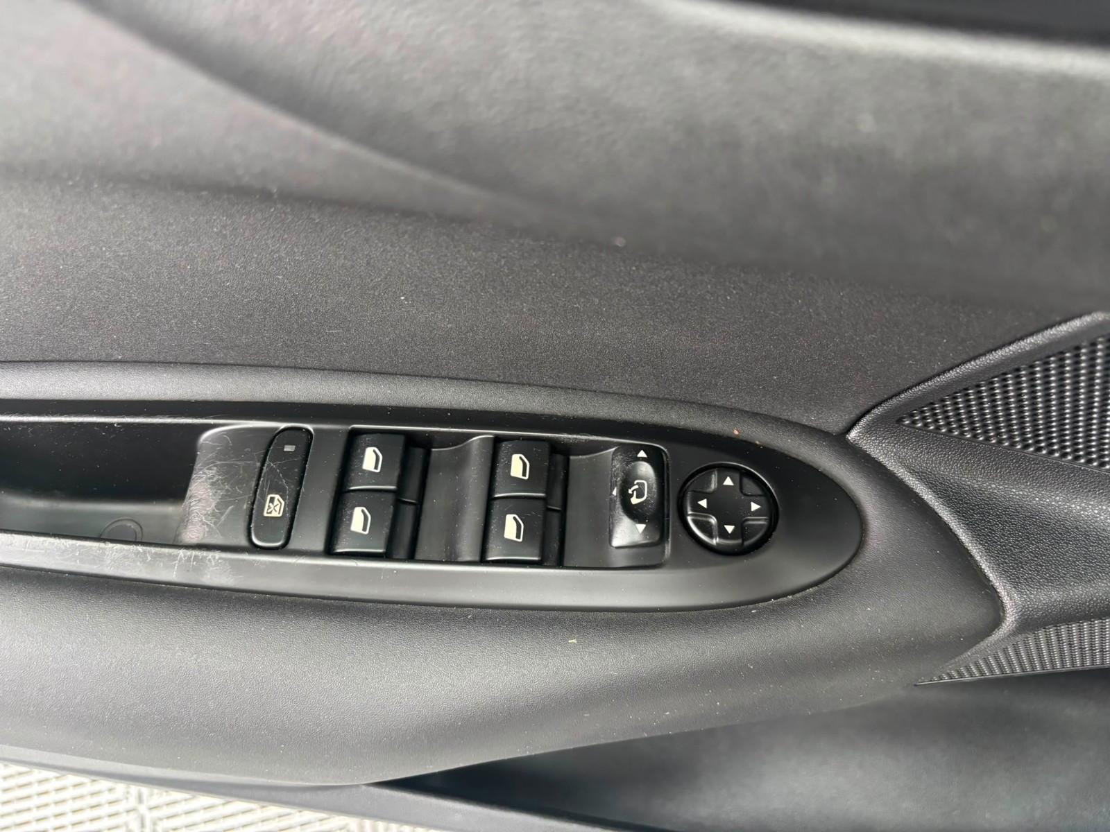 Citroën C4 Lim. Exclusive Automatik _Historie lückenlos