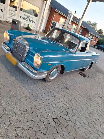 Mercedes-Benz Mercedes W110 pickup