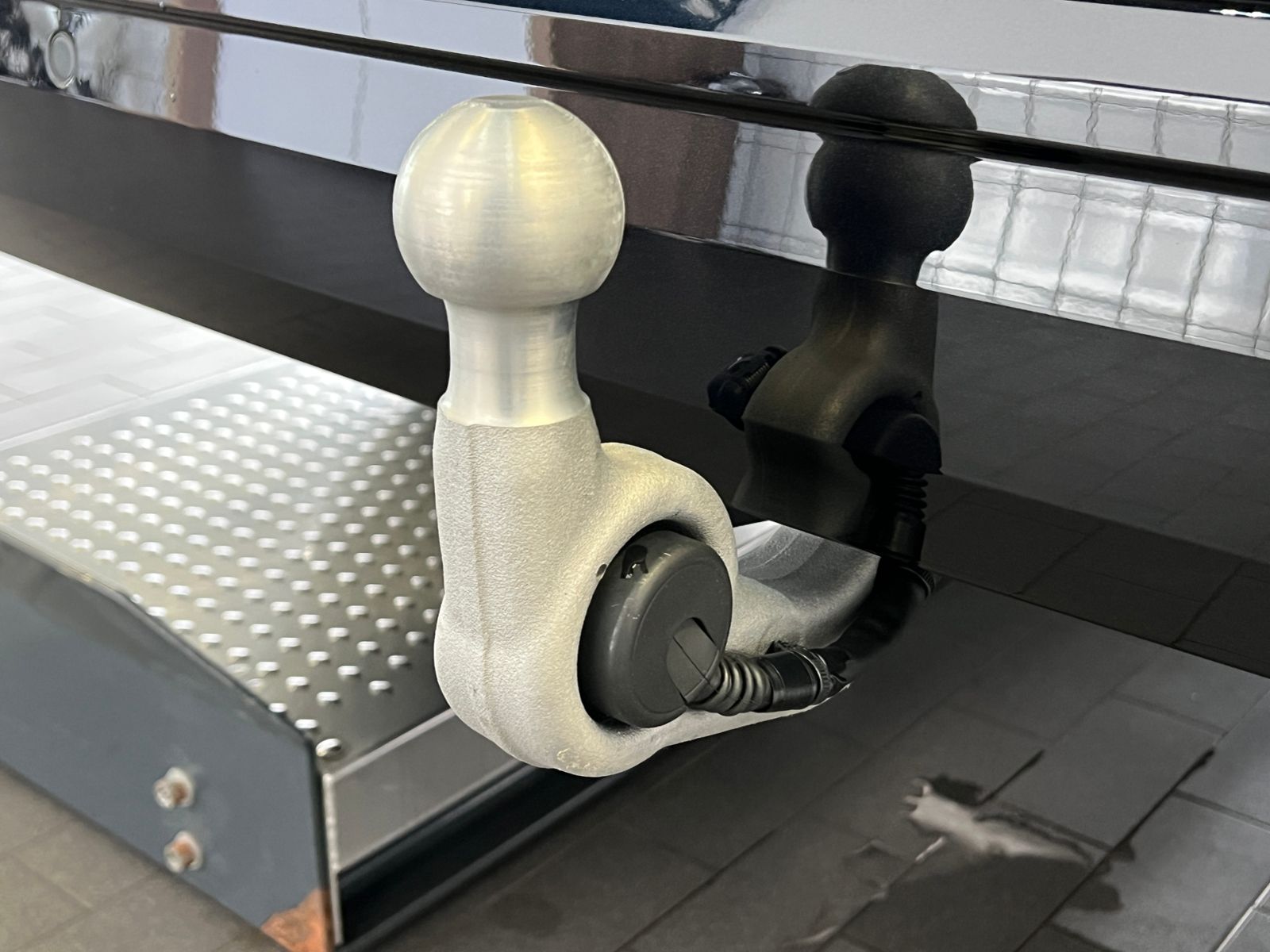 Fahrzeugabbildung Volkswagen T7 Multivan Style 2.0 TDI DSG *AHK, IQ.Light, Pa