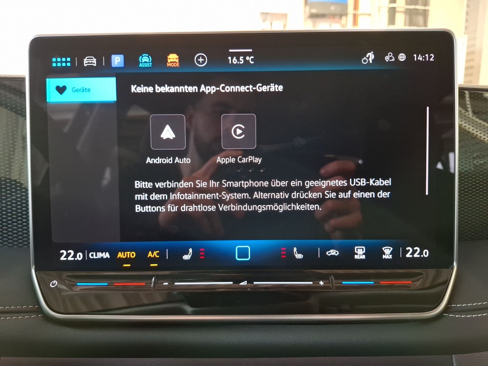 Fahrzeugabbildung Volkswagen Tiguan eTSI  Goal DSG LED AHK Navi AID ACC RFK S