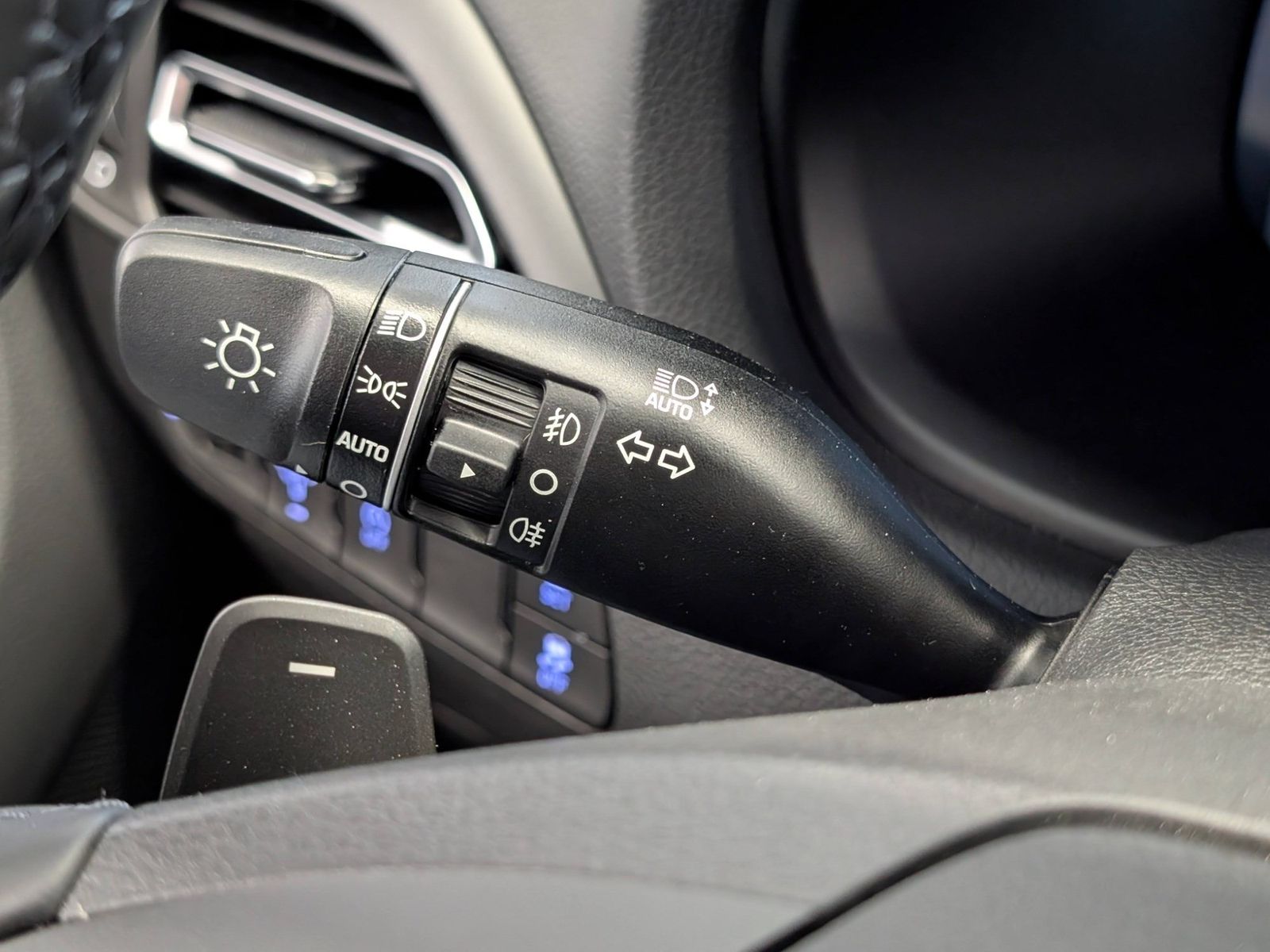 HYUNDAI i30 Kombi 1.6 T-GDI Trend Automatik SHZ Navi – Bild 34