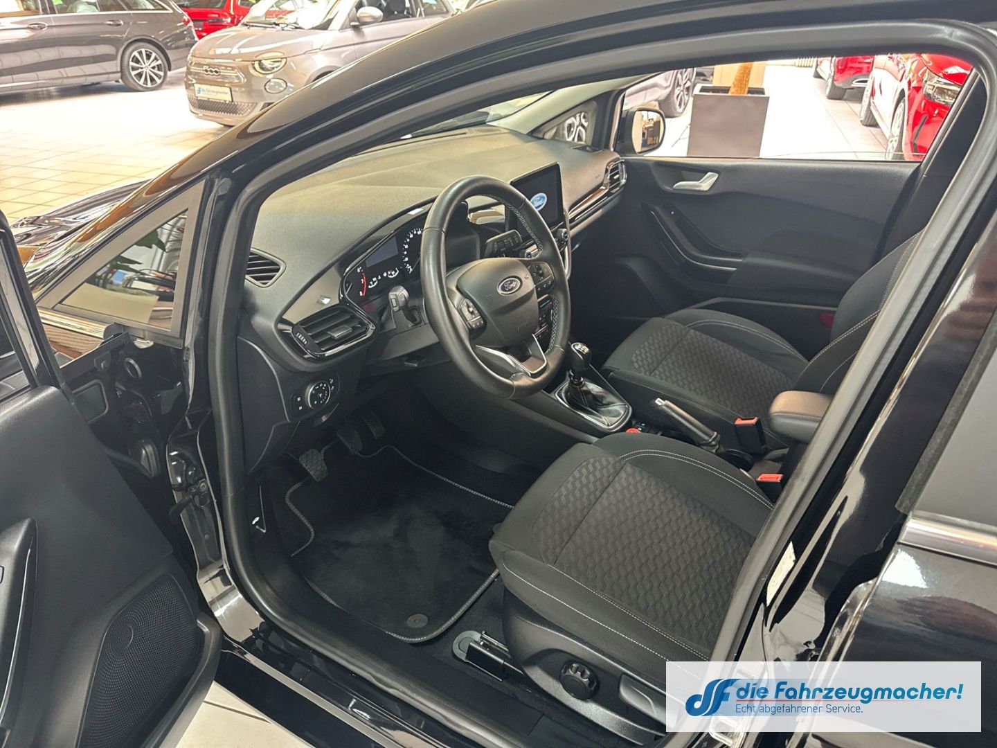 Fahrzeugabbildung Ford Fiesta Titanium X Navi LED Blendfreies Fernl. Ku