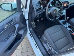 Fahrzeugabbildung Volkswagen Touran United Start-Stopp 7 Sitze Navi Sitzhe.