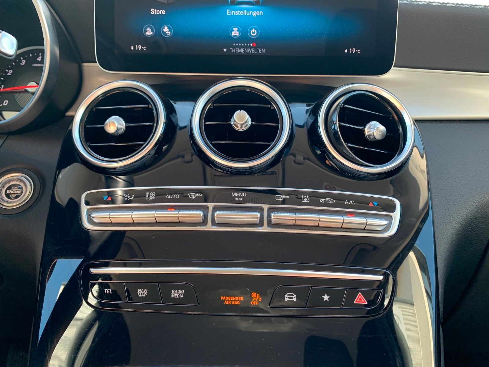 Mercedes-Benz GLC 300e 4Matic Exclusive Luft AHK Leder Keyless foto 18