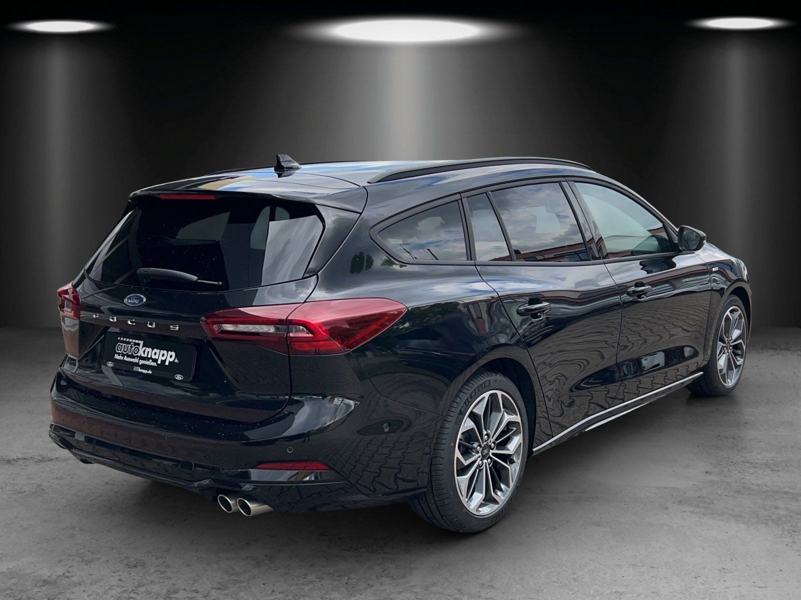 Fahrzeugabbildung Ford Focus ST-Line X Turnier Winter Paket HUD Navi