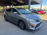Toyota Verso 1.6l D-4D - Toyota Verso in Essen