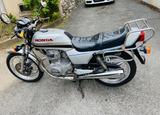 Honda CB250n mit vielen Teilen - HONDA CB 250 T