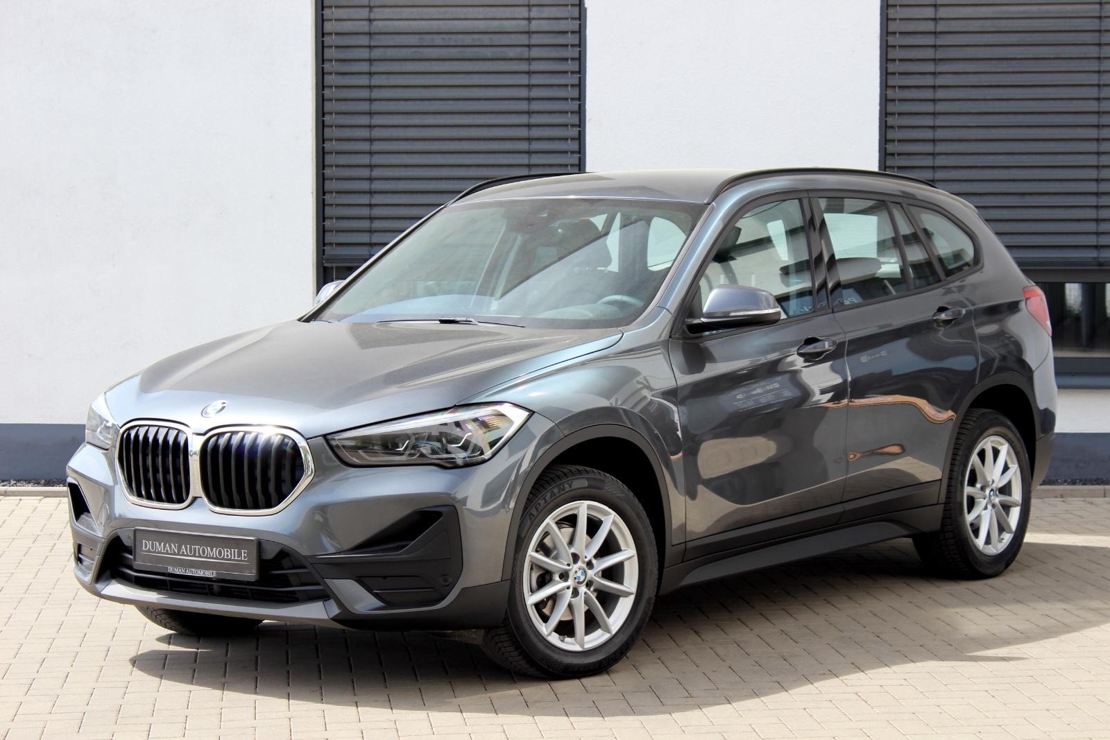 BMW X1 sDrive18d Advantage NAVIGATION PDC AHK LED