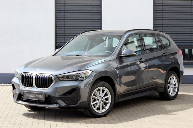 BMW X1 sDrive18d Advantage NAVIGATION PDC AHK LED