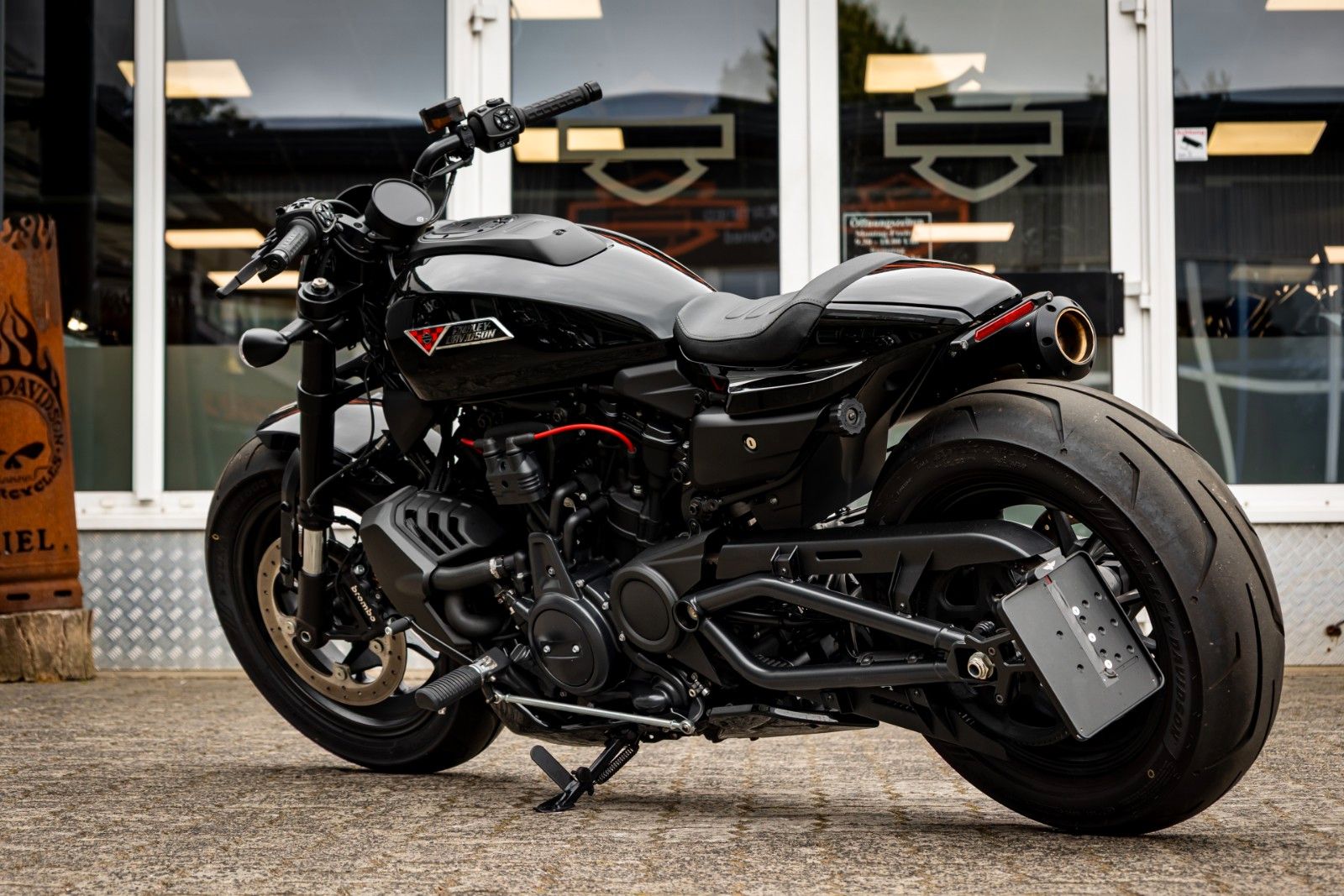 Fahrzeugabbildung Harley-Davidson SPORTSTER S RH1250S - JEKILL&HYDE -