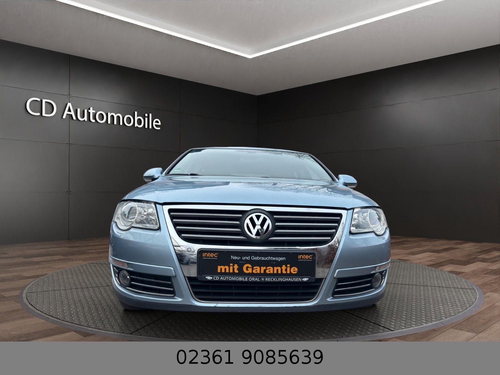 Fahrzeugabbildung Volkswagen Passat Lim. Comfortline;Klimaaut./2xParktronik/
