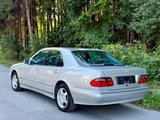 Mercedes-Benz E 320 4MATIC AVANTGARDE V6 NUR 45000 KM 2 BESITZ - Mercedes-Benz E 320 Gebrauchtwagen