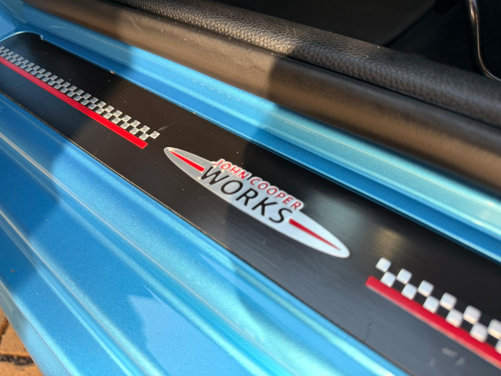MINI Cooper LED SHZ Navi Tempomat Teilleder Kamera