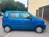 Opel Agila in blau - gebrauchte Opel Agila aus dem Jahr 2000