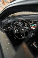 Volkswagen Golf GTI TCR DSG / Pretoria / DCC / VMAX / Dyn - : Vmax