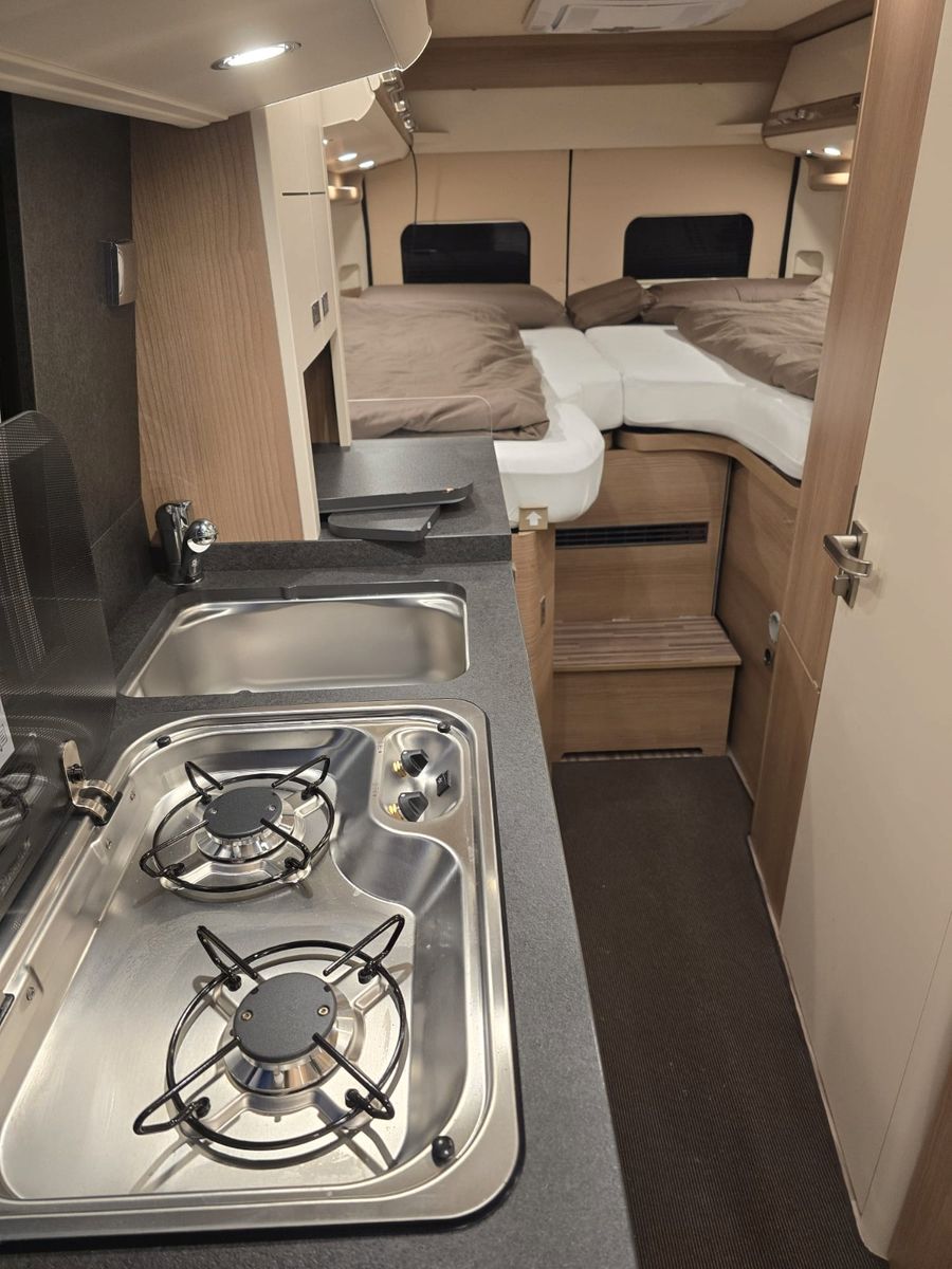 Fahrzeugabbildung Malibu Van Family 4 GT skyview 640 LE RB Aufstelldach