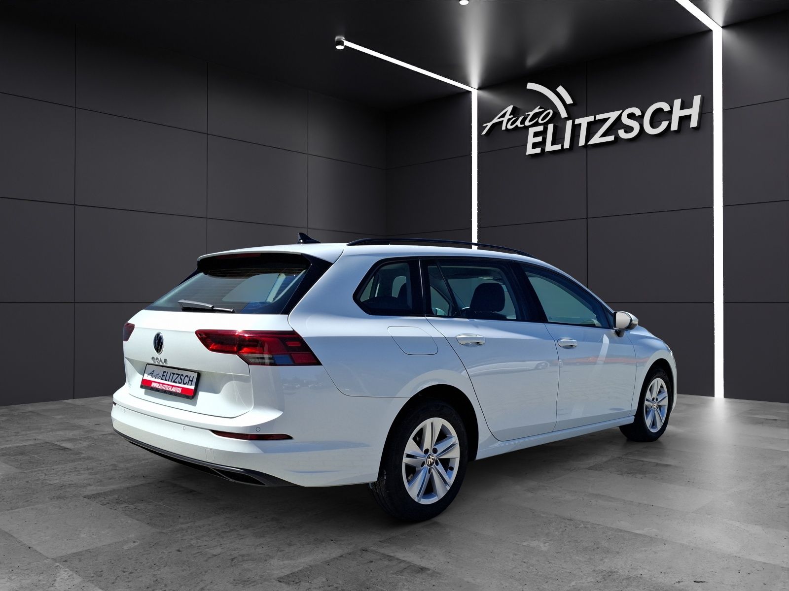 Fahrzeugabbildung Volkswagen Golf VIII Variant TDI Life LED CarPlay AID ACC P