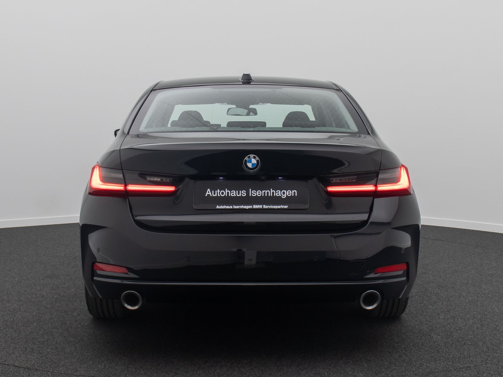 Fahrzeugabbildung BMW 330i Stop&Go DAB Kamera Standhzng Fernlic 18Zoll