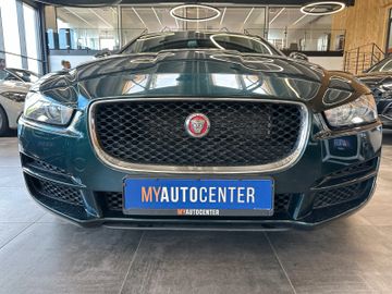 MYAUTOCENTER – Gebraucht- und Jahreswagen mit Werkstattservice in Pfaffenhofen Jaguar XE Pure *LED*Keyless*2-Zonen*Tempo*Navi*
