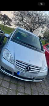 Mercedes-Benz Mercedes A Klasse 200   Automatik - gebrauchte Mercedes-Benz E 200 aus dem Jahr 2009