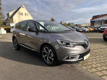 Fotografie des Renault Grand Scenic EXECUTIVE TCe 160 EDC