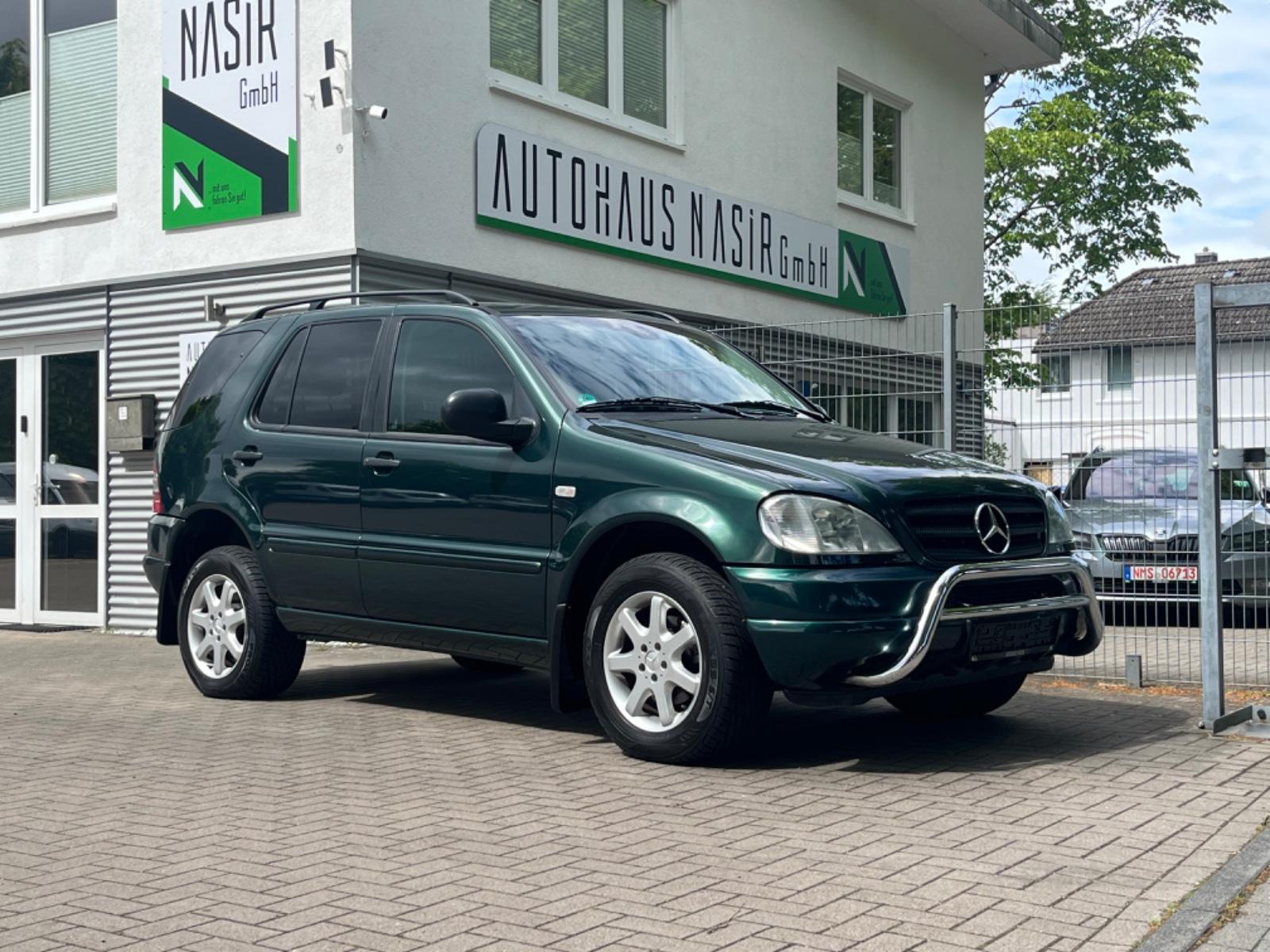 Mercedes-Benz ML 320 3.2 /AHK/KLIMA/SITZH/TEMPO