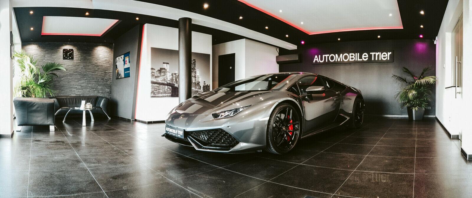 showroom-image-top