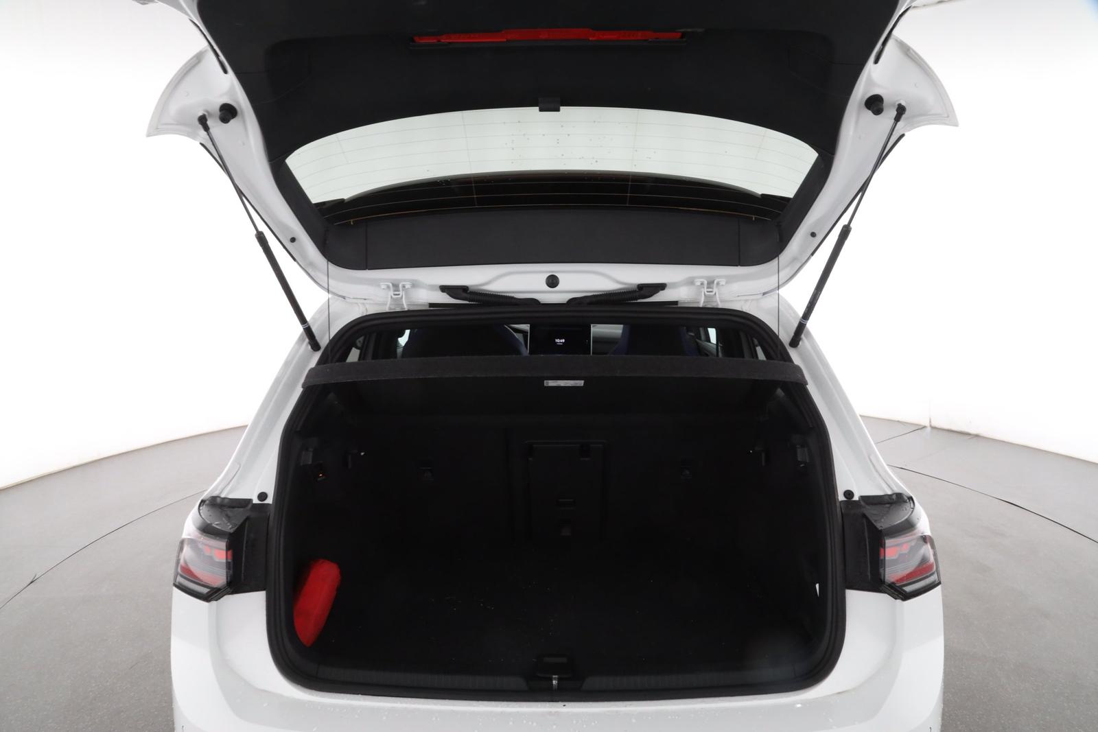 Volkswagen Golf VIII GTE 1.5 TSI DSG eHybrid NAVI AHK, миниатюра 10