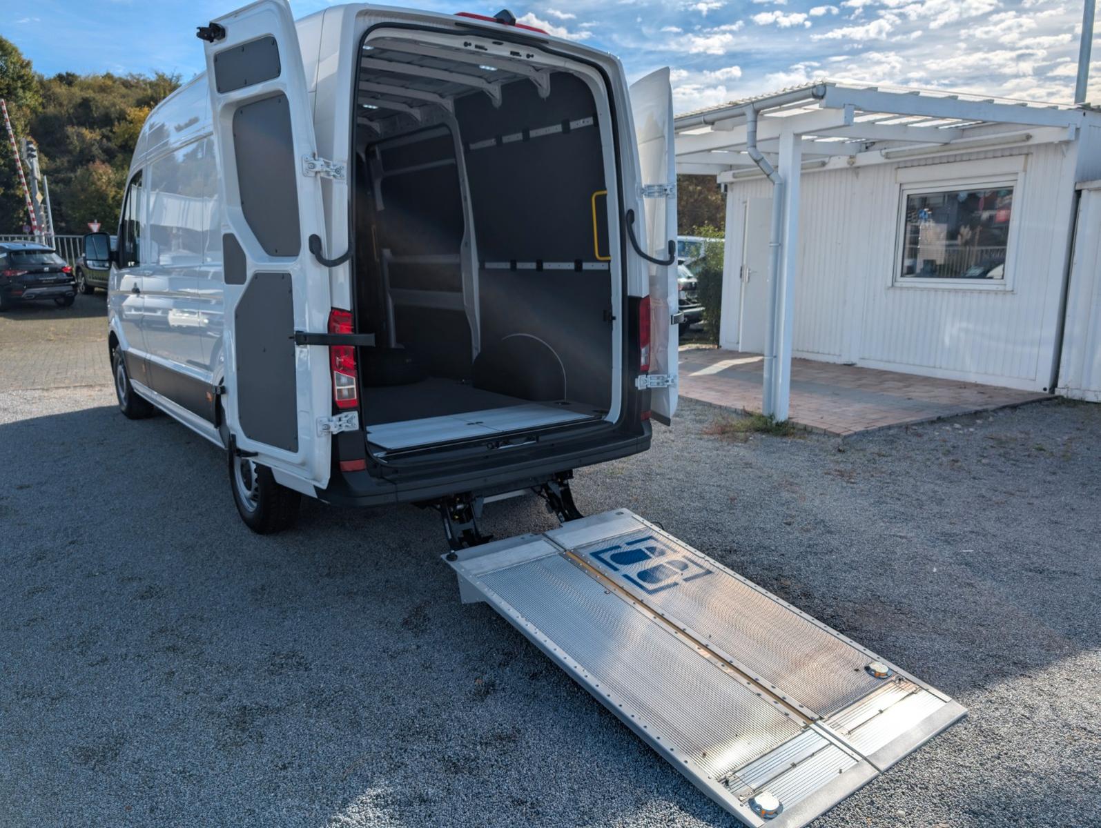 Volkswagen Crafter Kasten 35 TDI Ladebordwand BÄR VanLift