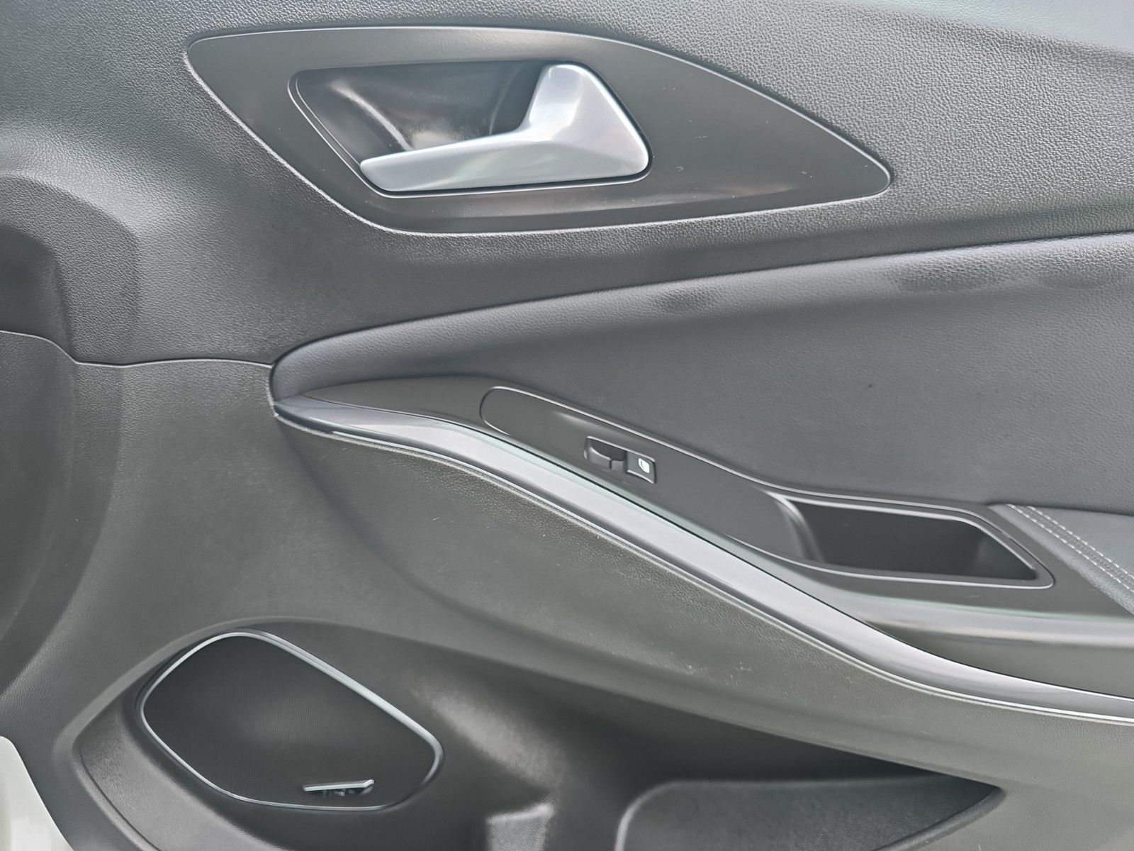 Fahrzeugabbildung Opel Grandland (X)Ultimate LEDER NAVI DAB  AHK 360
