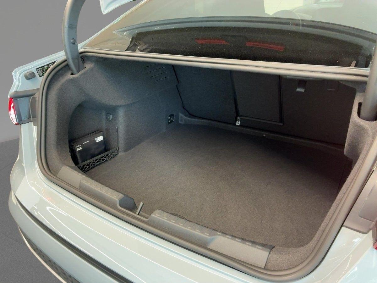 Audi A3 Lim 30 TFSI SHZ*ACC*MMI+*KAM