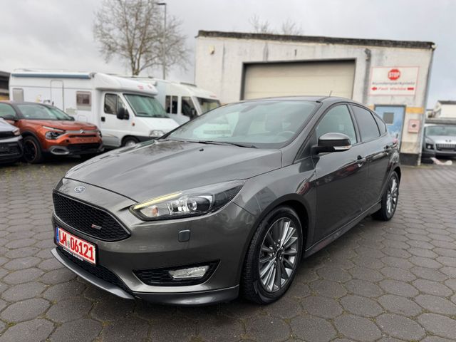 Ford Focus Lim. ST-Line*HU/AU+Service neu*