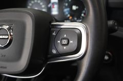 Fahrzeugabbildung Volvo XC 40 T3 MOMENTUM NAVI/LED/KAMERA/VIRT./DAB/AHK