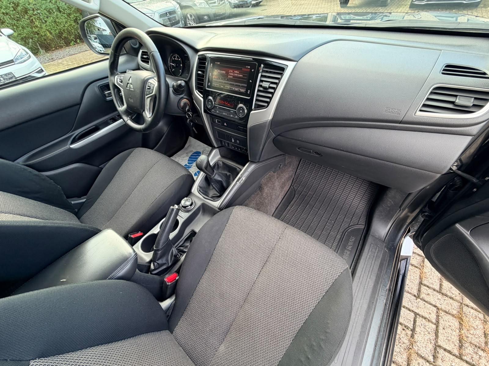 Mitsubishi L200 Plus Doppelkabine 4WD