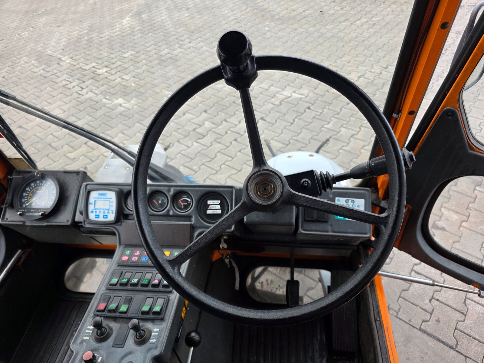 Fahrzeugabbildung Schmidt SK 153 SX / Kehrmaschine / 6.078h