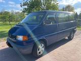 Volkswagen T4 Caravelle 2,5-l-Diesel TDI 75kW Standard - Volkswagen aus 2003: Caravelle