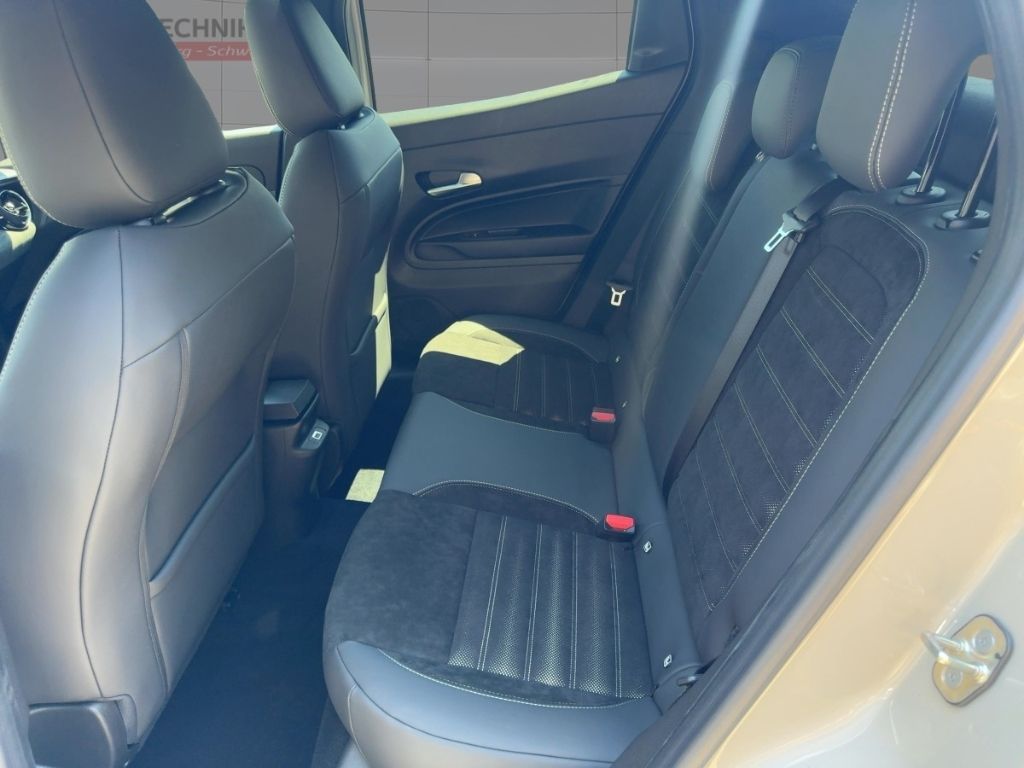 Fahrzeugabbildung Alfa Romeo Junior Sport Speciale Ibrida