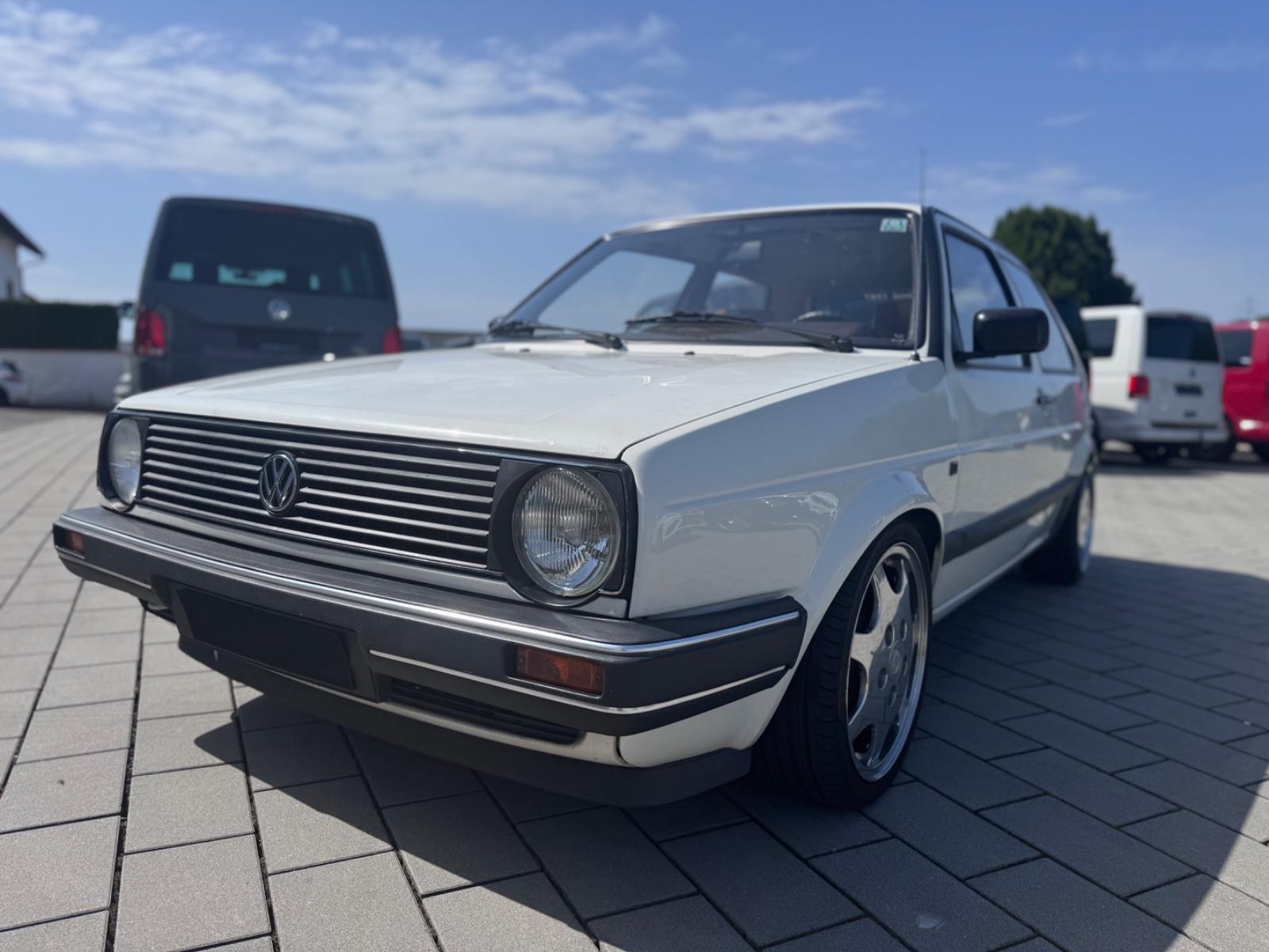 Volkswagen Golf II Automatik/Oldtimer/Porsche/Schiebedach