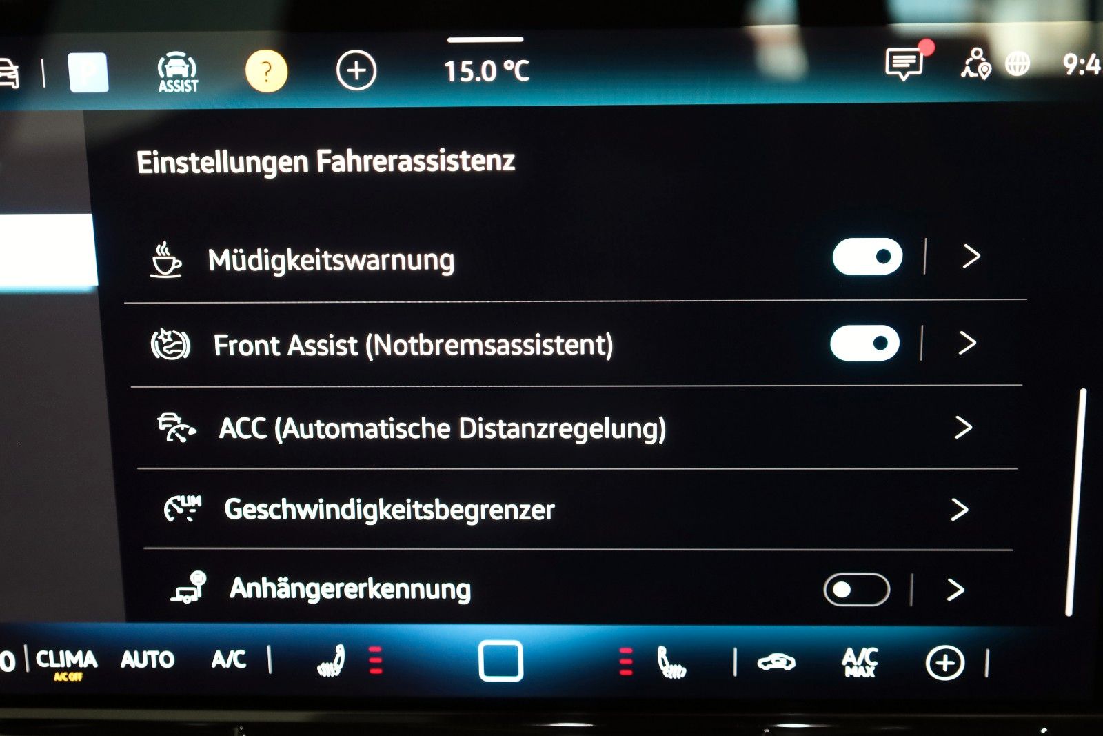 Fahrzeugabbildung Volkswagen Golf VIII Variant Goal, LED, Carplay, SH,ACC,AHK