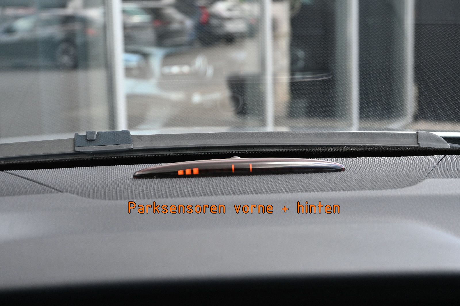 Fahrzeugabbildung Mercedes-Benz C 250 T BlueEFF. AVANTGARDE Facelift °AHK°COMAND