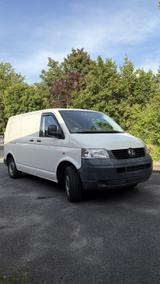 Volkswagen T5 Camper Ausbau Transporter - Volkswagen T5 Transporter in Kiel