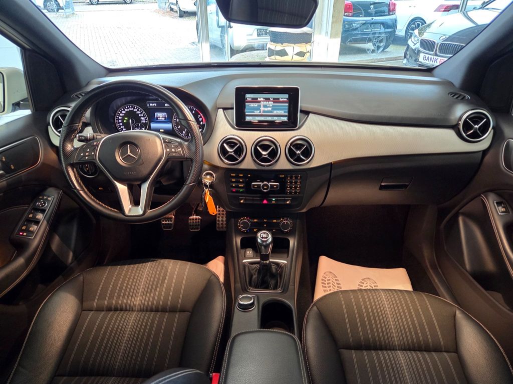 Mercedes-Benz B 180 B B 180 BlueEFFICIENCY HU AU NEU – Ansicht 14