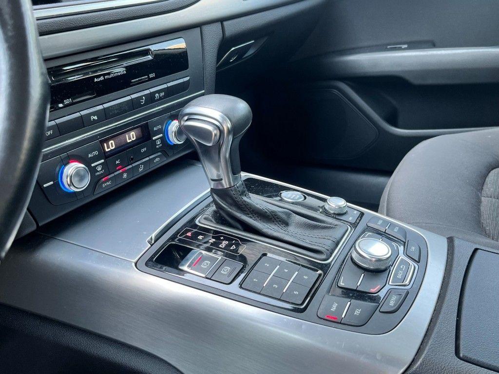 Audi A7 Sportback 3.0 TDI quattro | 245 ch | BVA | GPS | Attelage escamotable | Aide au stationnement | Volant cuir