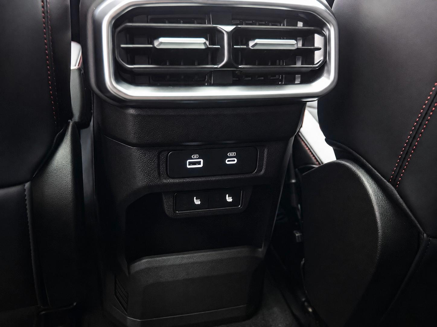 Jetour T2